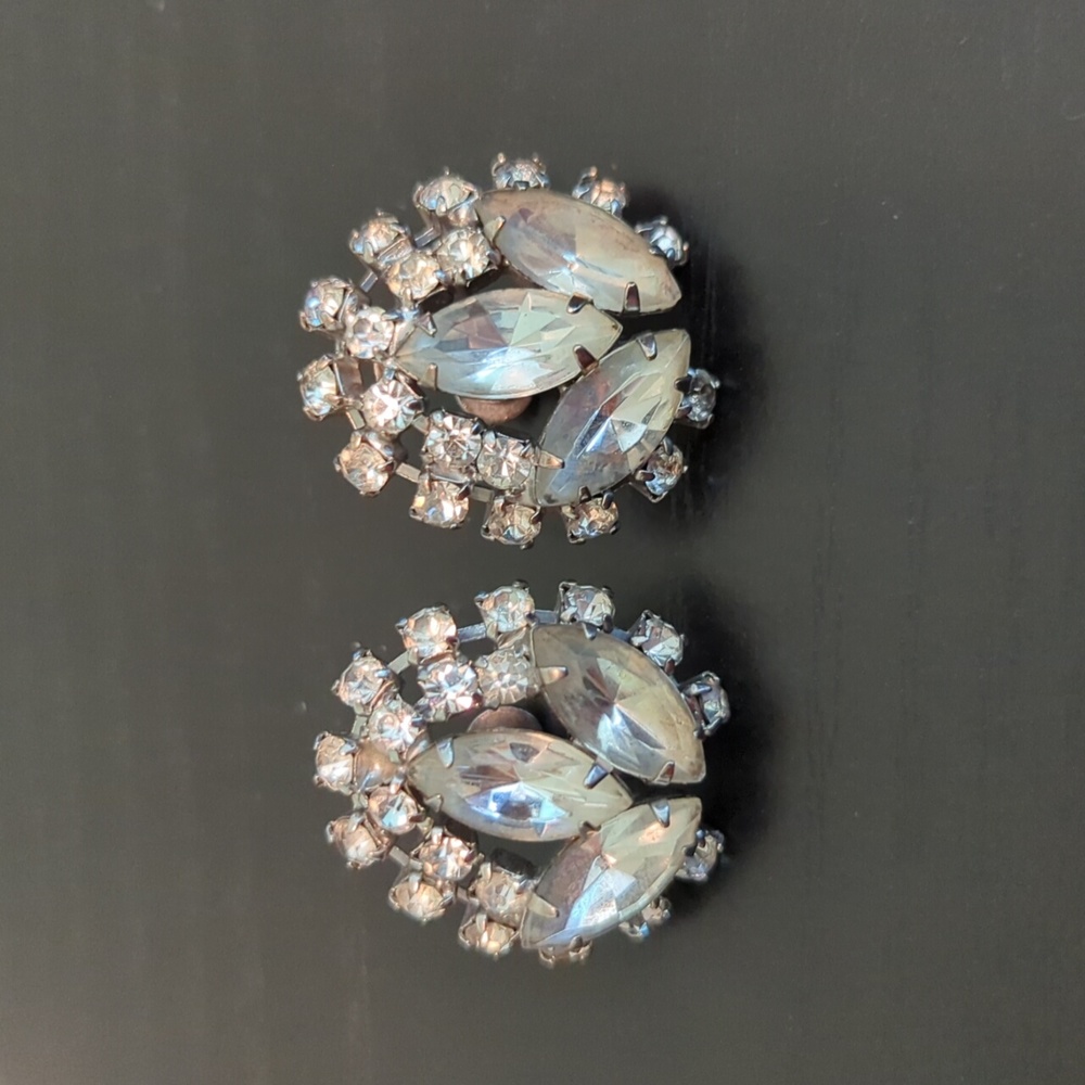Clear Rhinestone Vintage Earrings